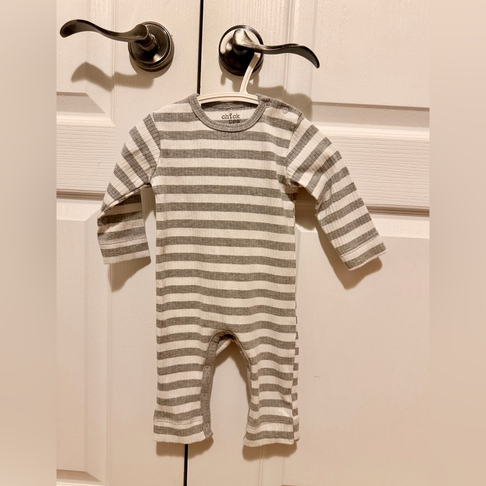 Chick Pea Gray and White Striped Footie